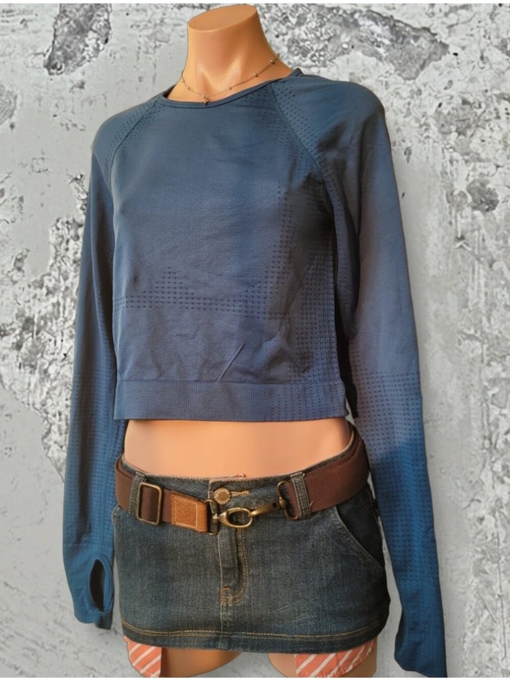 ACX Electric Blue Cropped Long Sleeve Athletic Top (M)